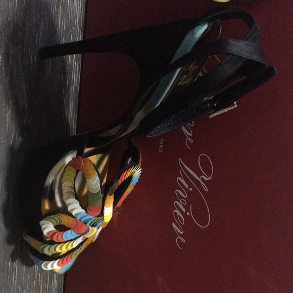 Roger Vivier  sand balmoral heels 👠 - Picture 2 of 11